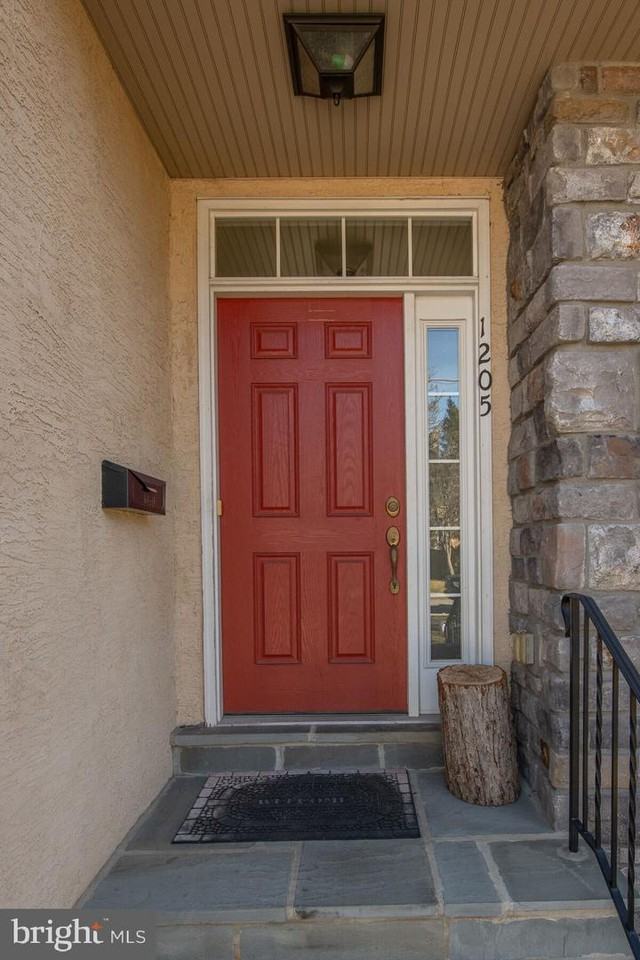 1205 Edgwood Road - Photo 2 of 16