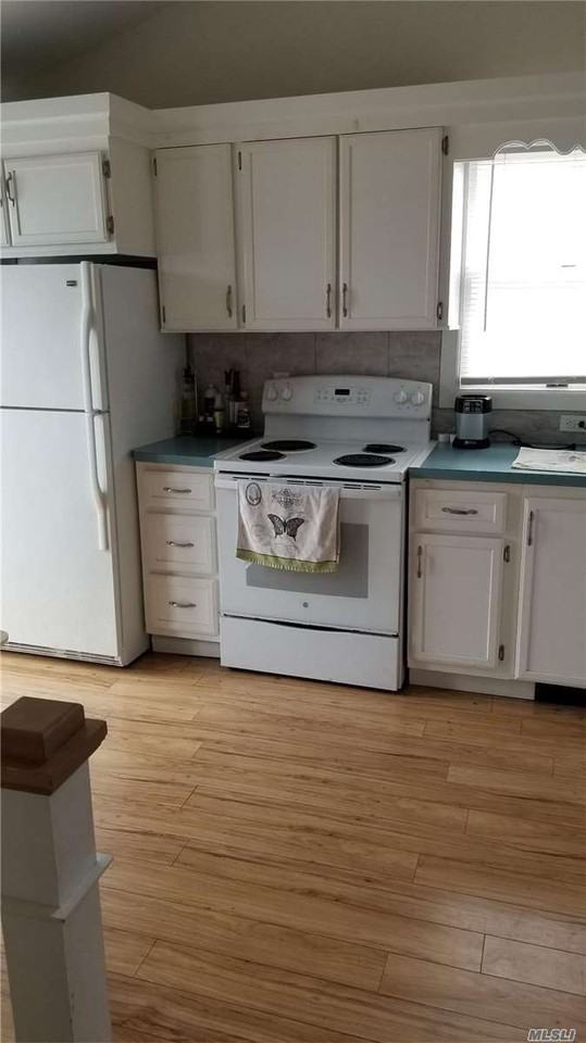 82 California Street - Photo 2 of 11