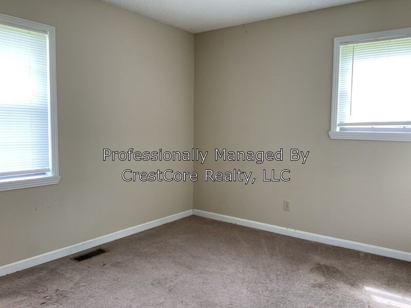 545 Ruby Ln - Photo 3 of 8