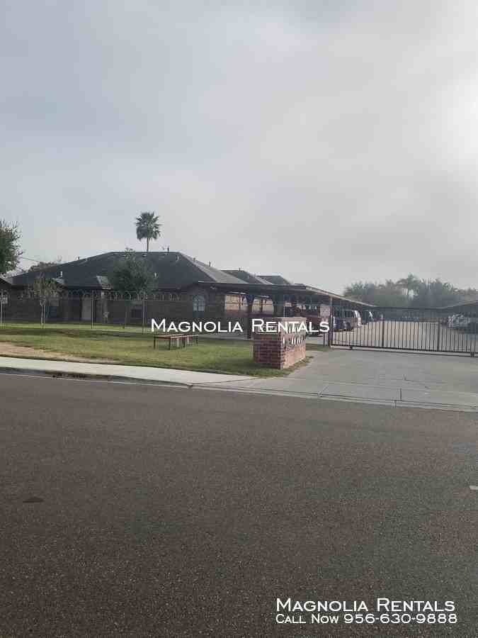 1612 N Inspiration Rd #D3