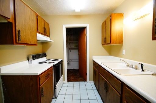 226 Orth Dr - Photo 2 of 11