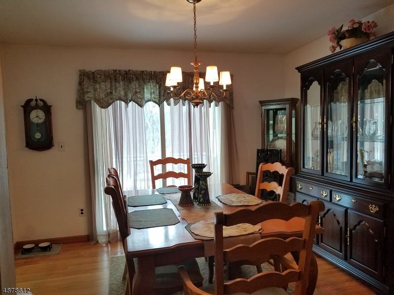 11 Overhill Road - Photo 3 of 10