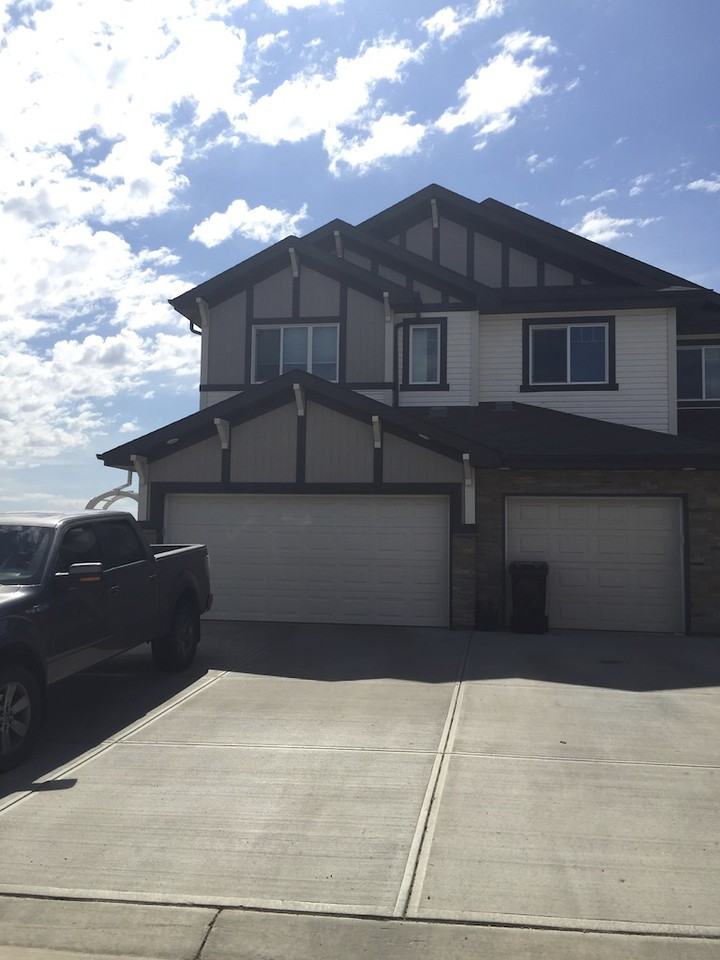 197 Santana Cres - Photo 2 of 3