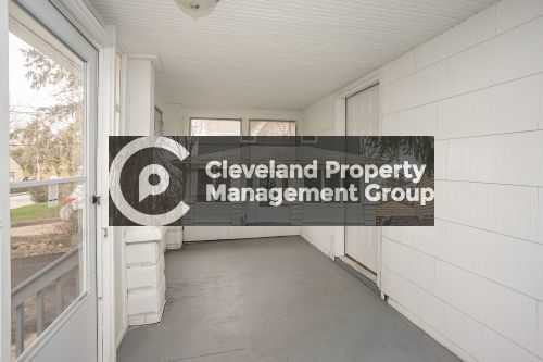 5270 Beech Ave - Photo 3 of 10