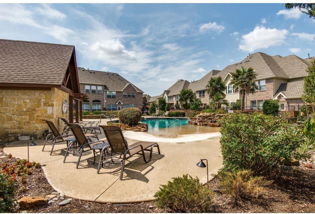 2968 Sicily Way - Photo 3 of 25