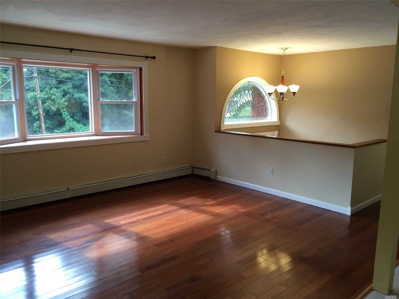 83 Beech Street - Photo 3 of 14