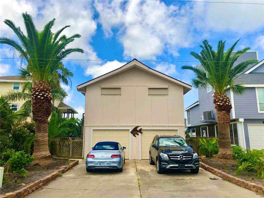 317 Tahiti Road - Photo 2 of 42