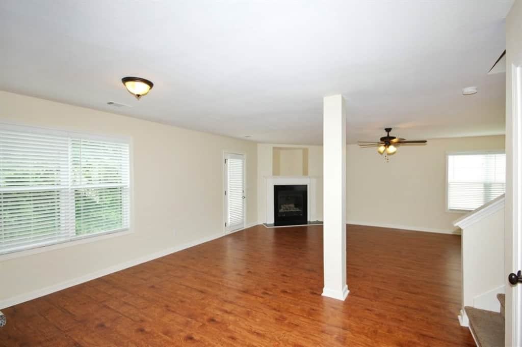 55 Michael Ryan Dr - Photo 3 of 20