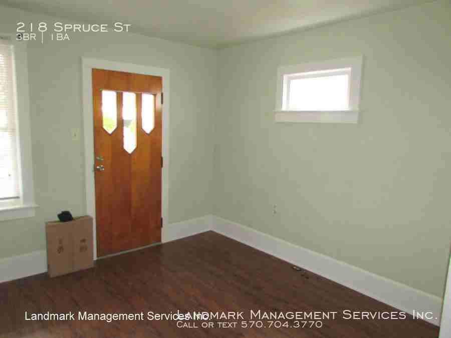 218 Spruce St - Photo 2 of 16