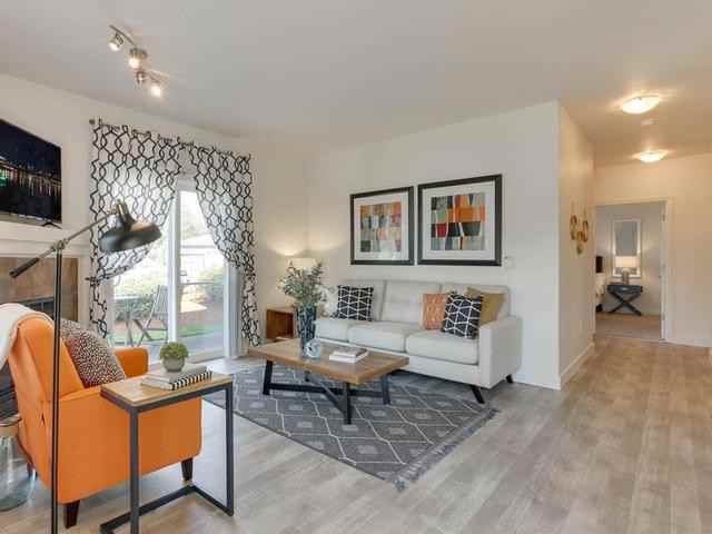 16100 Sw Century Dr - Photo 3 of 12