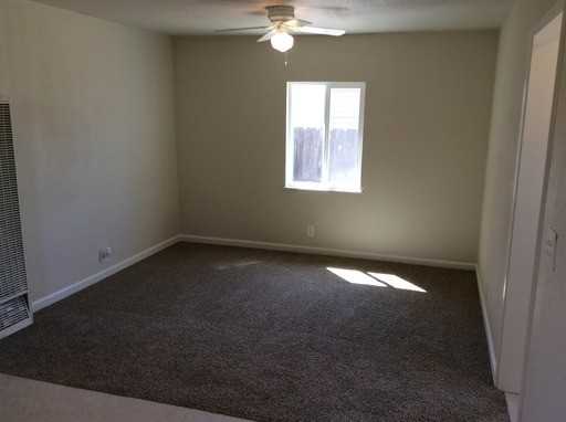 701 Alameda Ave - Photo 3 of 7