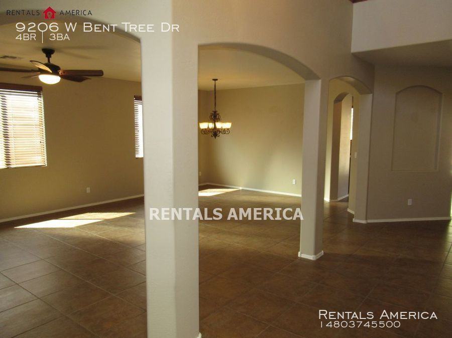 9206 W Bent Tree Dr - Photo 2 of 31