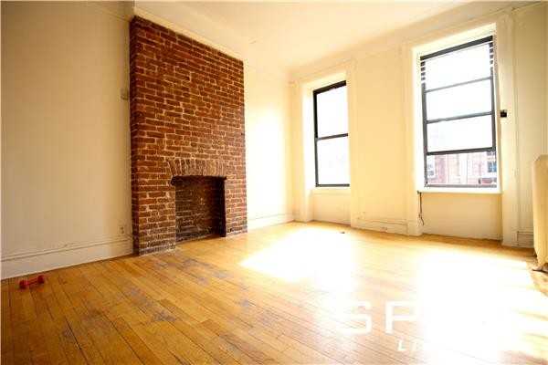 Amsterdam Ave & West 80th St #5A