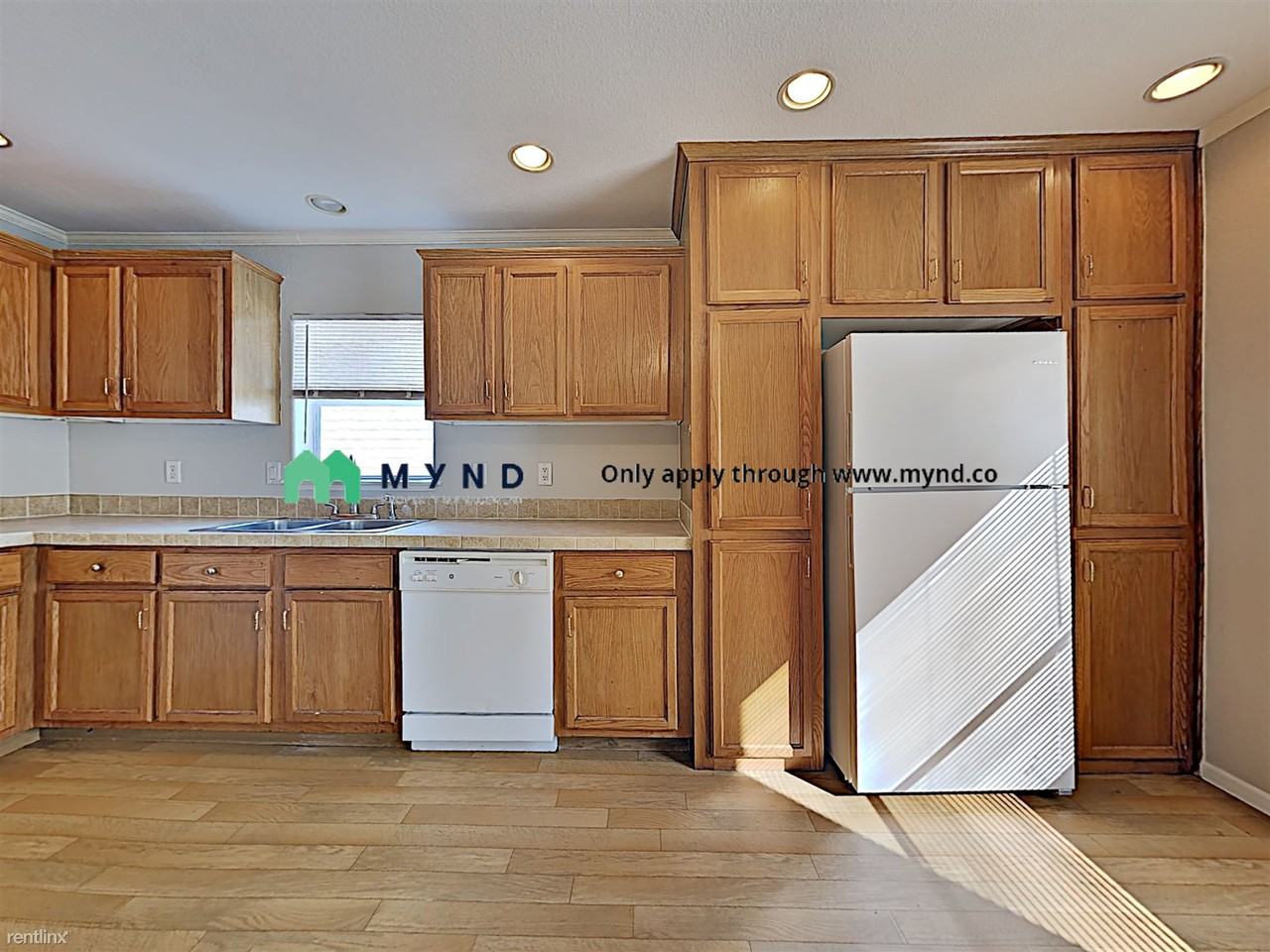 21407 Cherry Canyon Ln - Photo 3 of 11