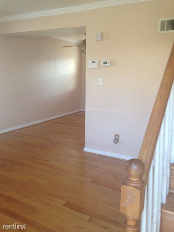 2633 Colebrooke Dr - Photo 2 of 22