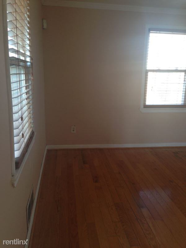 2633 Colebrooke Dr - Photo 3 of 22