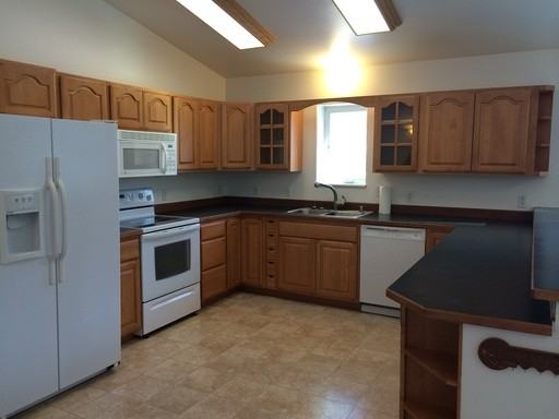 1905 Mt Wrangell St #1 - Photo 2 of 13