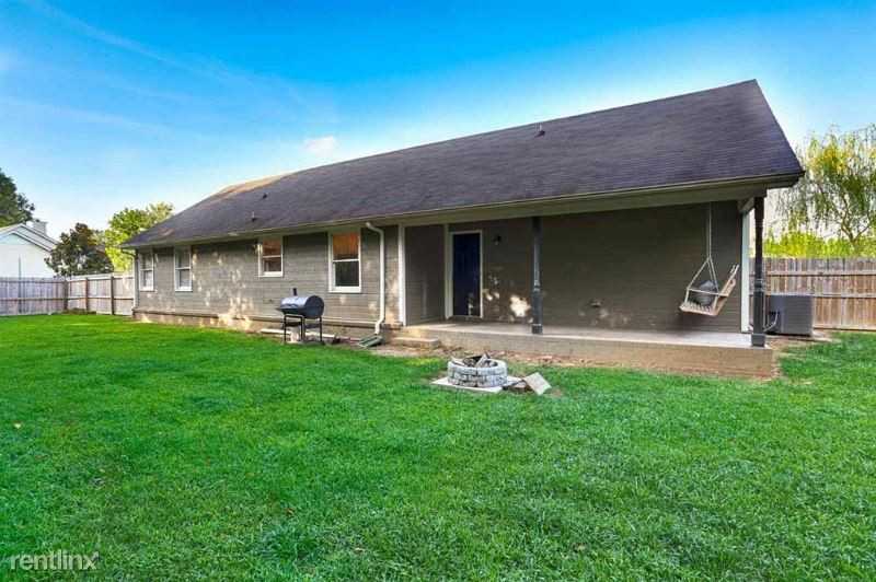 152 Cooper Drive - Photo 3 of 7