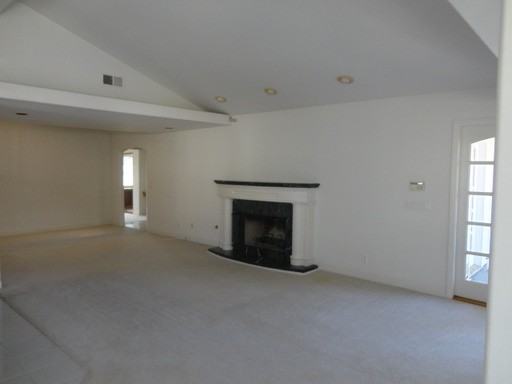 1906 Clay St - Photo 3 of 35