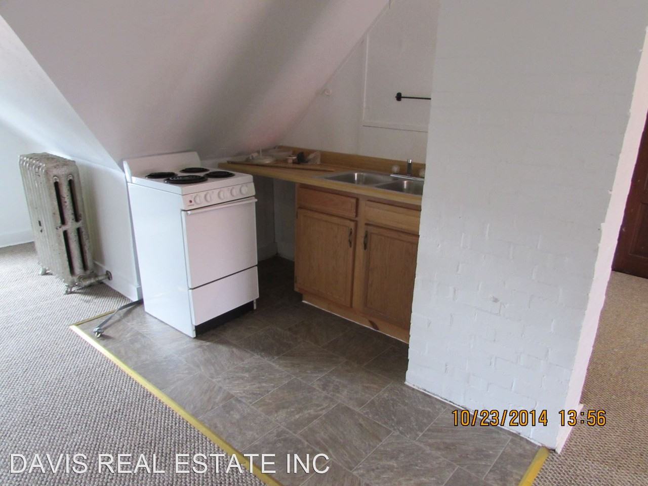 359 - 361 E MAIN ST - Photo 3 of 8