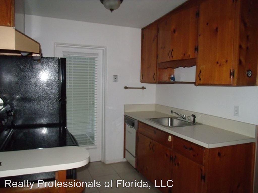 1503 Minnesota Street - Minnesota Street - Photo 3 of 28