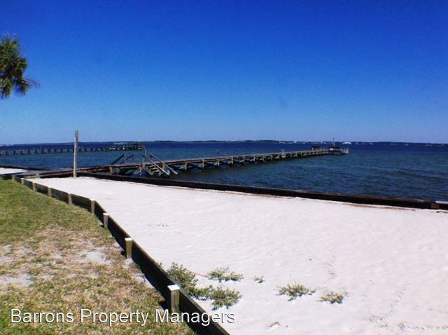 1511 Via De Luna Drive - Photo 3 of 14