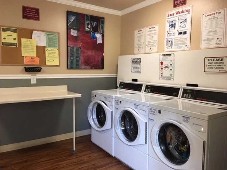 Suburbian Gardens - Photo 6 of 15