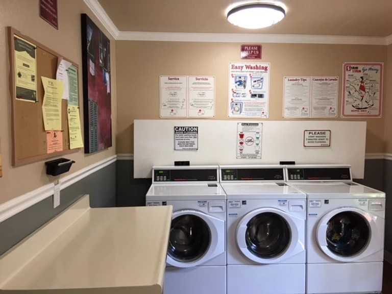 Suburbian Gardens - Photo 7 of 15