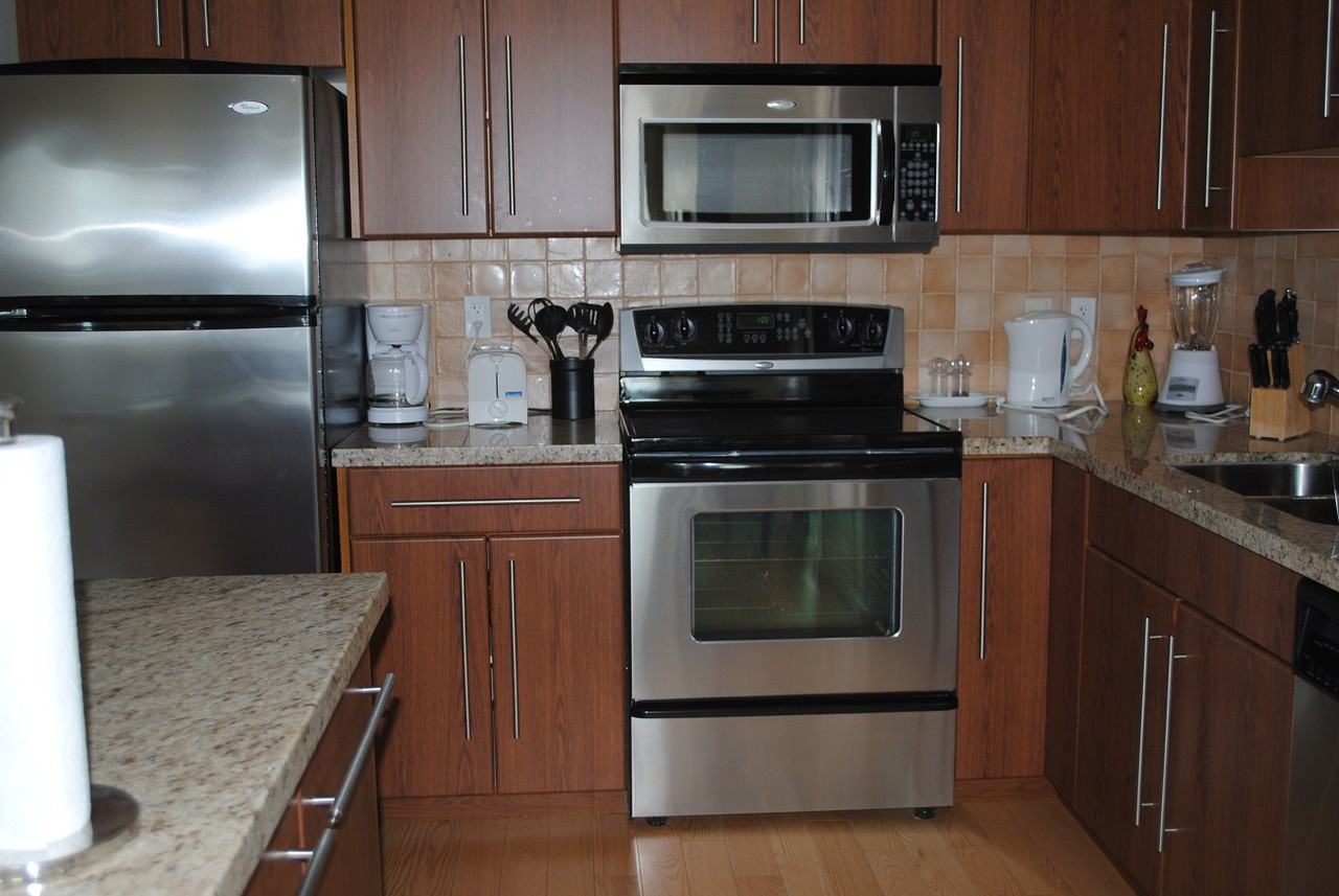 9819 804, 9819 104 Street #9819 104 S - Photo 3 of 47