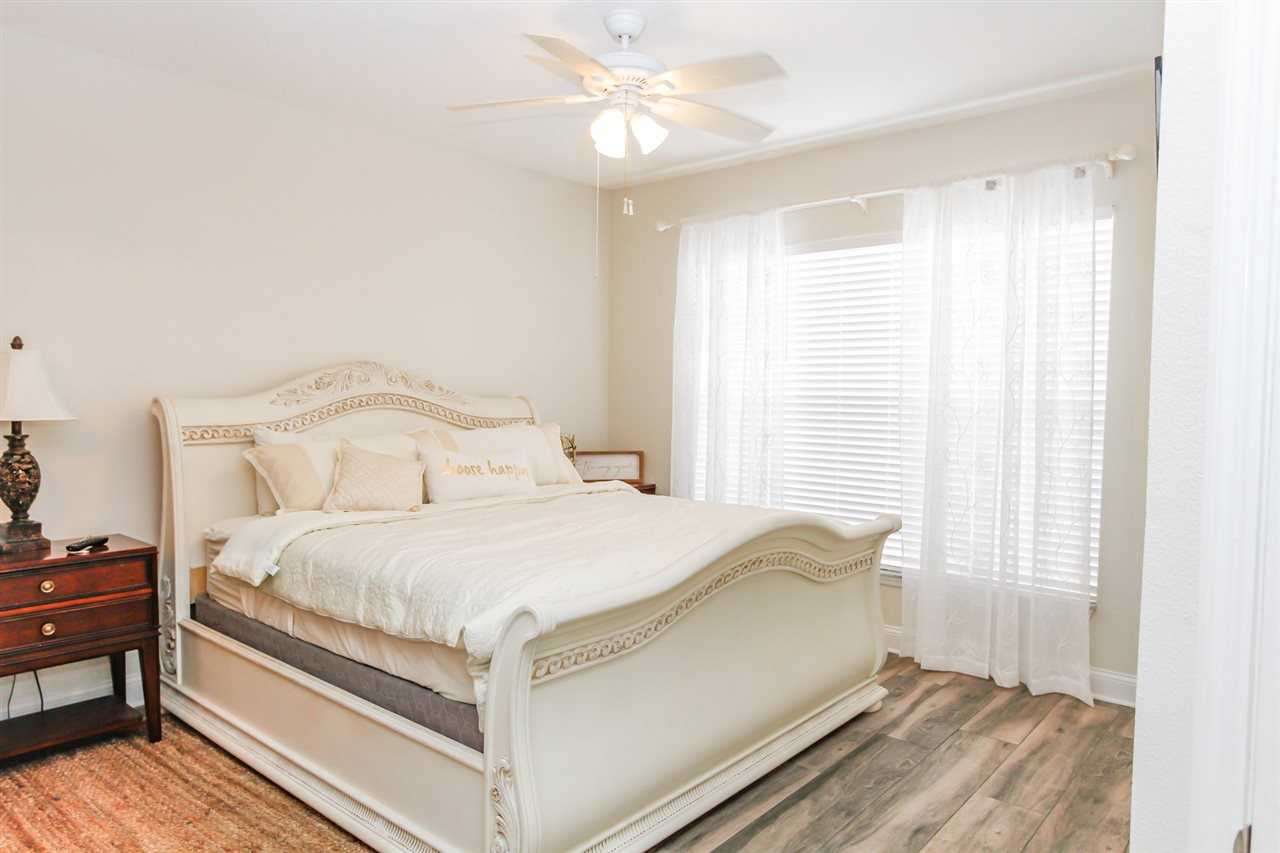 23111 Harbour Vista Cir - Photo 3 of 28