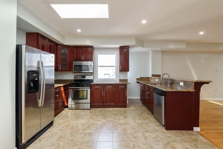 306 3rd St Unit 3 - Photo 2 of 16