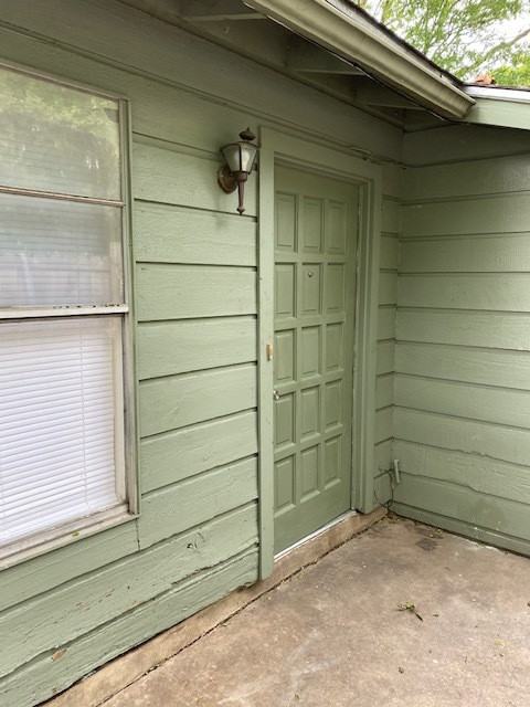 313 Flournoy Drive #B - Photo 3 of 8