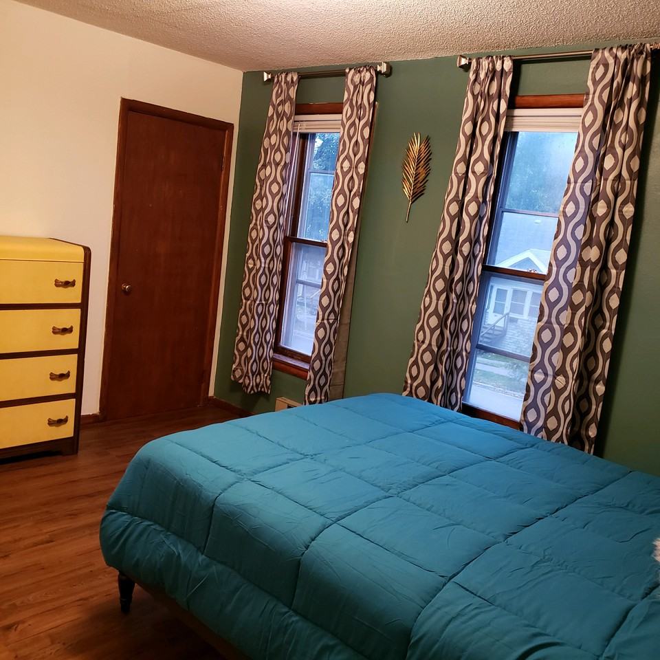 969 Randolph Avenue - Photo 2 of 17