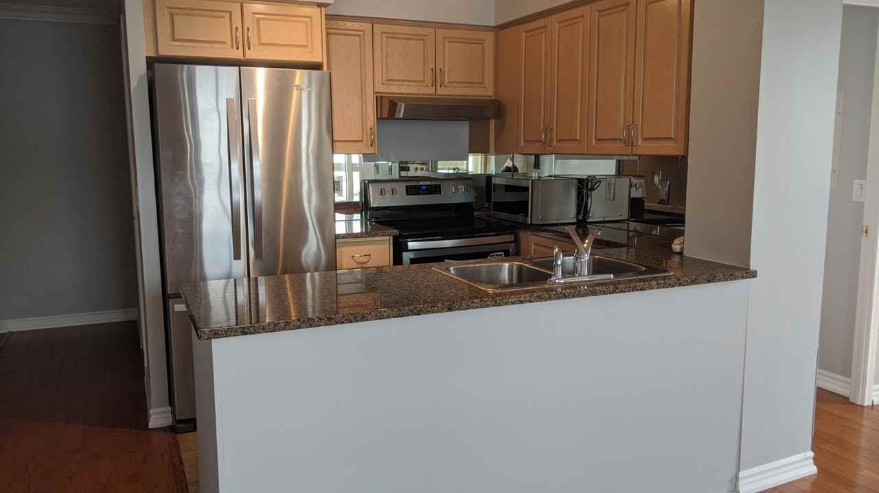 18 Kenaston Gardens #318 - Photo 4 of 10