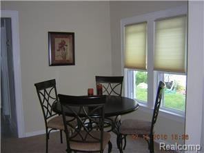16228 Kirkshire Ave - Photo 2 of 6