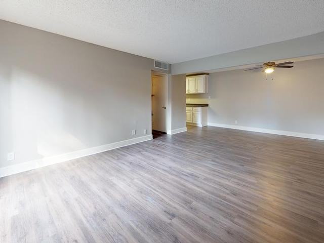 650 E Bonita Ave - Photo 4 of 35