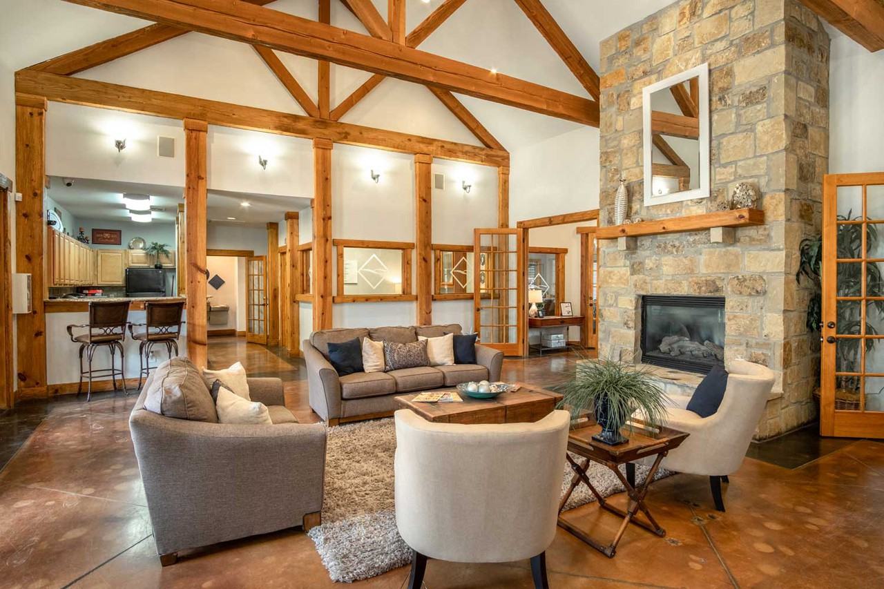 Oxford at Estonia - Photo 7 of 50