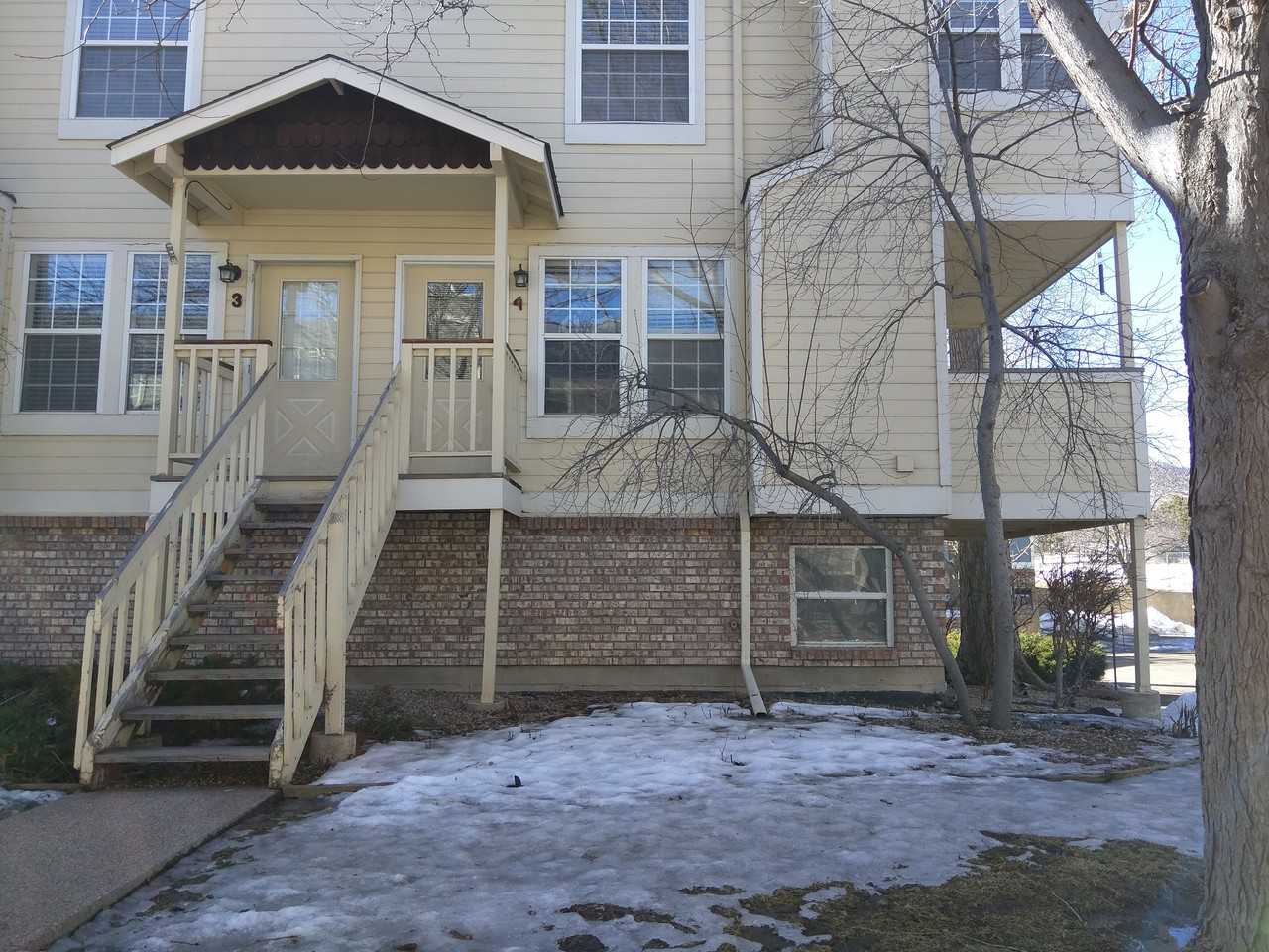 3200 Azalea Drive #H4