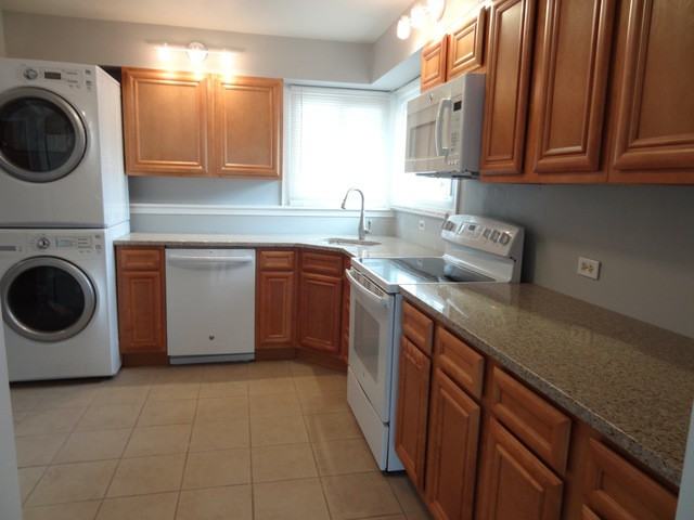 391 Ridgeland - Photo 3 of 11