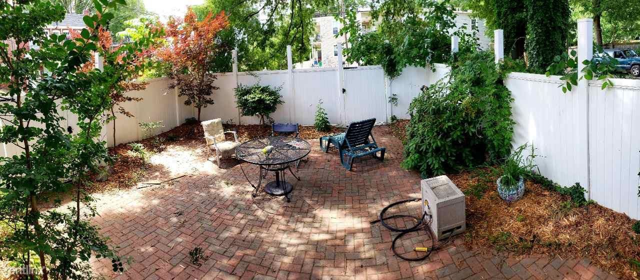 2101 W Cary St - Photo 2 of 9