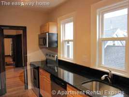 featured image of 14 Chandler St #1