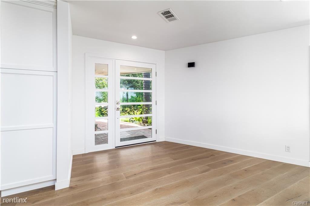 3546 Berry Dr - Photo 2 of 14