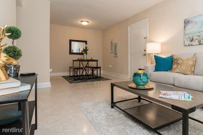 2402 Teresa Cir 1 - Photo 2 of 12