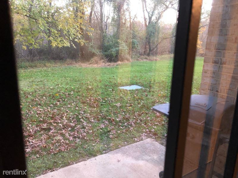 3312 Huntley Square T2 - Photo 3 of 6