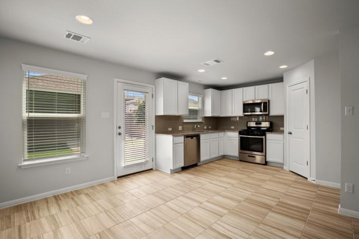 17909 Malnati - Photo 2 of 21