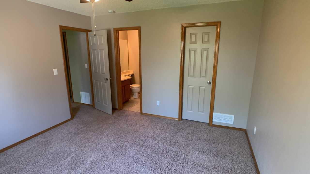 7205 Moss Bluff Ct - Photo 6 of 11