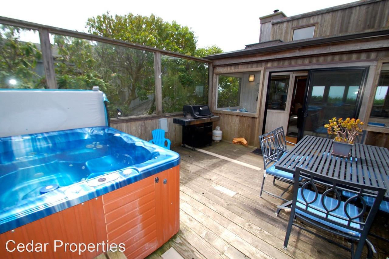 20880 Heron Dr - Photo 3 of 48