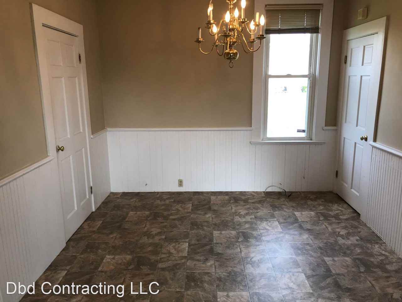 1422 Hurd St. - Photo 2 of 10