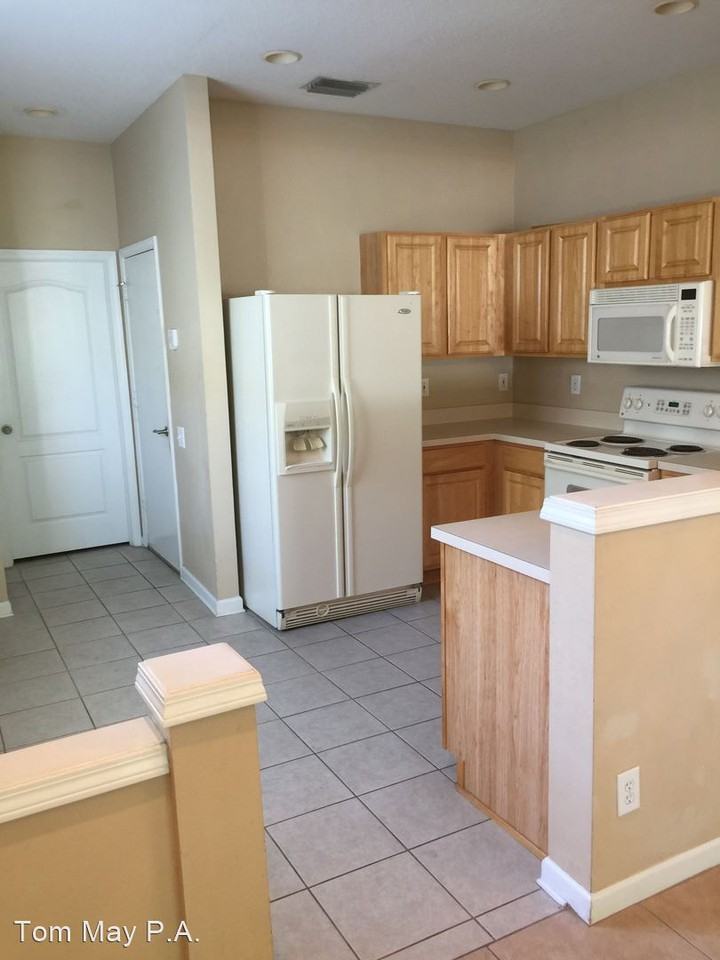 8503 Sandy Beach St - Photo 3 of 13