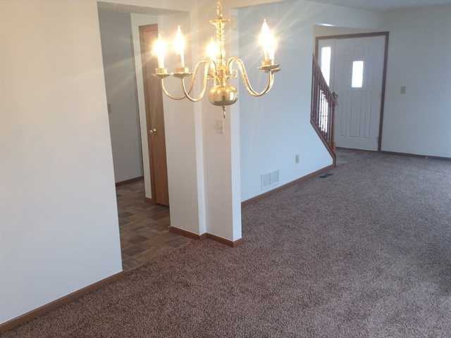 5059 Mcintosh Street - Photo 2 of 13